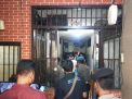 Personil Polres Pelabuhan Tanjung Perak Cek Kondisi Ruang Tahanan, Pastikan Tidak Ada Barang Terlarang