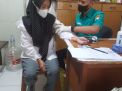 Polsek Krembangan Laksanakan Vaksinasi Covid-19 Untuk Masyarakat Kalianak Usia 18 Tahun Keatas