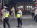Polsek Asemrowo Gelar Kegiatan Operasi Yustisi Rutin Kepada Pengguna Jalan Asem Raya, Pastikan Sudah Patuhi Peraturan Prokes