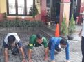 Polsek Asemrowo Gelar Operasi Yustisi Didepan Mako, Disiplinkan Masyarakat Yang Tidak Patuhi Prokes