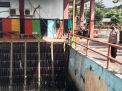 Polsek Krembangan Cek Debit Pompa Air Jalan Tanjung Sadari, Terpantau Masih Dalam Batas Normal