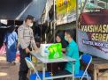 Polsek Semampir Lakukan Vaksinasi Booster Serentak di Jalan Nyamplungan, Sediakan Jenis Astra Zeneca