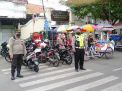 Polsek Semampir Bersama Personil Piket Fungsi Lakukan Patroli Kewilayahan di Tempat Wisata Religi Ampel