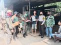 Personil Bhabinkamtibmas Sidotopo Wetan Beri Himbauan Mengenai PMK Kepada Penjual Kambing