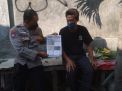 Personil Bhabinkamtibmas Kelurahan Genting Kalianak Laksanakan Sosialisasi Mengenai PMK Kepada Warga