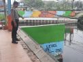 Polsek Asemrowo Lakukan Pengecekan Debit Air di Pintu Air Balong, Antisipasi Adanya Potensi Banjir