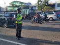 Polsek Krembangan Lakukan Pemantauan Arus Lalu Lintas Sore, Pastikan Tidak Ada Kemacetan