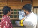 Personil Bhabinkamtibmas Tambak Sarioso Sambang Ke Peternak Sapi, Sampaikan Sosialisasi Mengenai PMK
