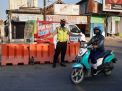 Polsek Asemrowo Laksanakan Pengaturan Sore di Simpang Rel Kereta Api Tambak Mayor, Situasi Terpantau Lancar