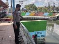 Polsek Asemrowo Cek Debit Air Sungai, Waspada Adanya Potensi Bencana Banjir