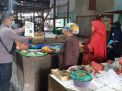 Polsek Krembangan Berikan Penyuluhan Terhadap Pedagang Pasar Mengenai PMK