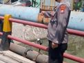 Polsek Krembangan Cek Debit Air Solotigo, Terpantau Kondisi Dalam Batas Normal