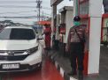 Polsek Asemrowo Lakukan Patroli di SPBU Tambak Langon, Situasi Terpantau Kondusif