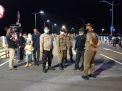 Bhabinkamtibmas Kelurahan Kenjeran Laksanakan Kegiatan Penertiban PKL di Jalan Bulak