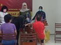 Polsek Pabean Cantikan Lakukan Pengamanan Vaksinasi Covid-19 di Pasar Atom