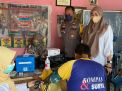 Polsek Asemrowo Lakukan Pengawalan Vaksinasi Umum, Pastikan Berjalan Kondusif