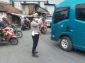 Polsek Asemrowo Laksanakan Pengaturan Lalu Lintas Sore Antisipasi Kemacetan