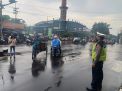 Personil Polsek Semampir Laksanakan Pemantauan Arus Lalu Lintas Sore, Antisipasi Adanya Kemacetan