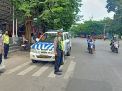 Personil Polsek Semampir Laksanakan Pemantauan di Depan Jembatan SWK, Antisipasi Kerumunan Remaja dan 3C