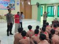 Personil Polsek Semampir Laksanakan Kegiatan Binluh di SMA 8, Beri Penyuluhan Terhadap Siswa Mengenai Kenakalan Remaja