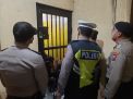 Polsek Semampir Cek Ruang Tahanan, Antisipasi Masuknya Barang Terlarang