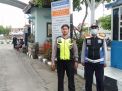 Polsek Semampir Lakukan Patroli Keamanan di Depan Terminal Religi Ampel, Ingatkan Penumpang Untuk Selalu Waspada