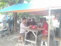 Bhabinkamtibmas Kelurahan Ujung Laksanakan Silaturahmi Sampaikan Pesan Kamtibmas Kepada Masyarakat