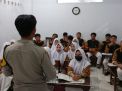Bhabinkamtibmas Wonokusumo Laksankan Binluh Sampaikan Pesan Akhlak Mulia Kepada Siswa Siswi MA Sunan Ampel