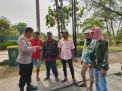 Polsek Kenjeran Sambangi Warga di Jalan H.M. Noer: Himbauan Jaga Keamanan dan Arus Lalu Lintas