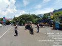 Unit Raimas Sat Samapta Polres Pelabuhan Tanjung Perak Lakukan Patroli Ops Mantab Brata di Pos Lantas Jalan Jakarta