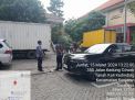 Pengawalan Ketat Distribusi Kotak Suara oleh Polsek Kenjeran dan Camat