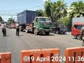 Polsek Krembangan Atur Pengalihan Arus di Simpang Tiga Mbah Ratu