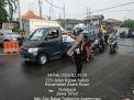 Polsek Asemrowo Cegah Kemacetan di Simpang Rel KA Tambak Mayor Melalui Patroli Lalu Lintas