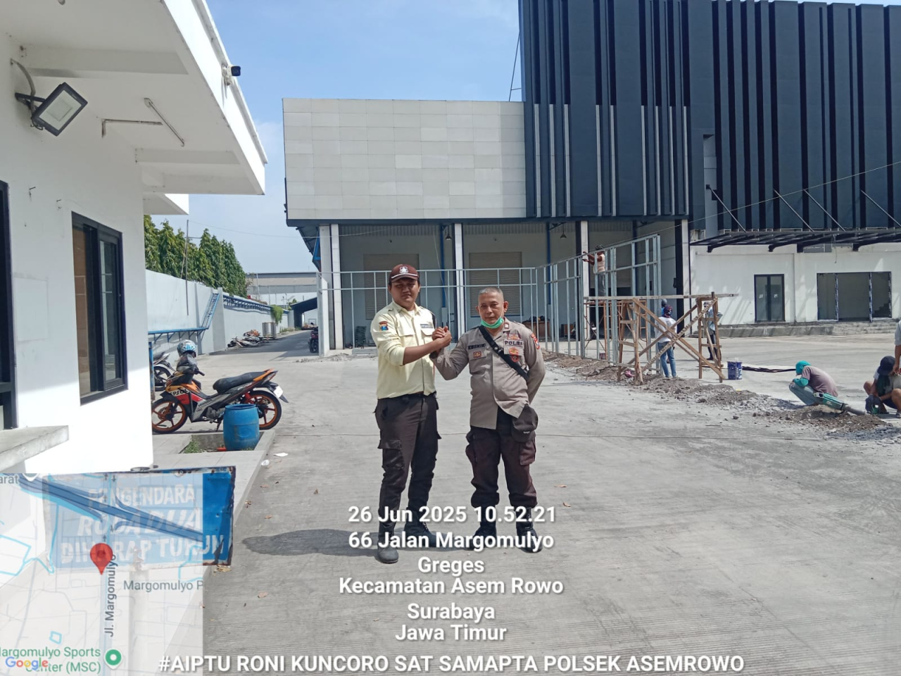 Patroli Dialogis Polsek Asemrowo di Pergudangan Margomulyo Antisipasi 3C