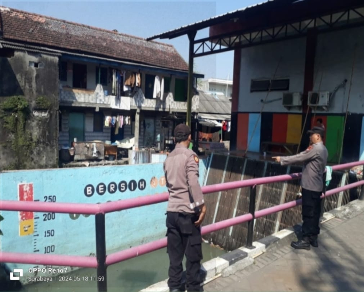 Patroli Harkamtibmas dan Pengecekan Debit Air di Jalan Tanjung Sadari