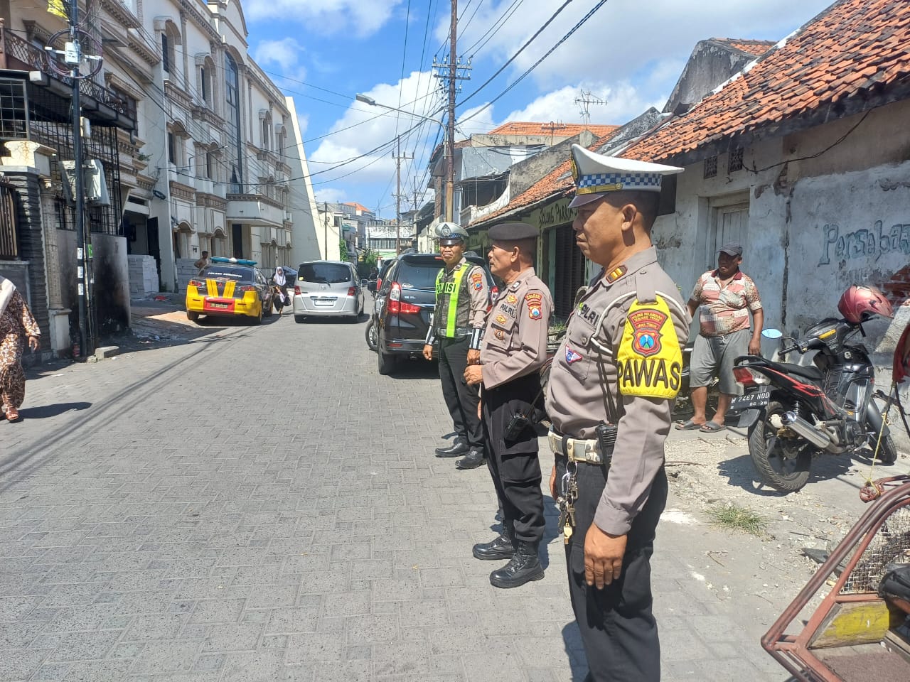 Polsek Semampir Laksanakan Patroli Harkamtibmas di Jalan Petukangan