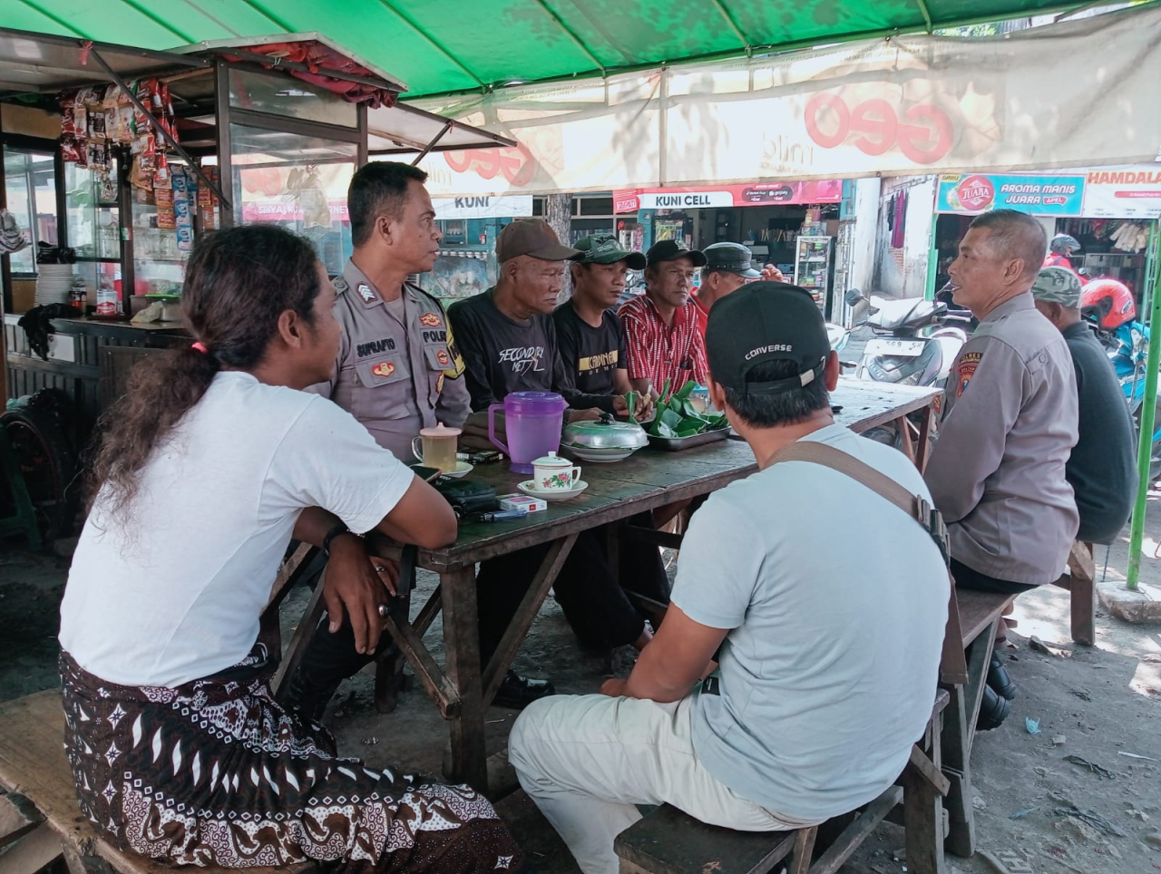 Sambang Warga, Polisi Himbau Cegah Tawuran Remaja di Kelurahan Ujung