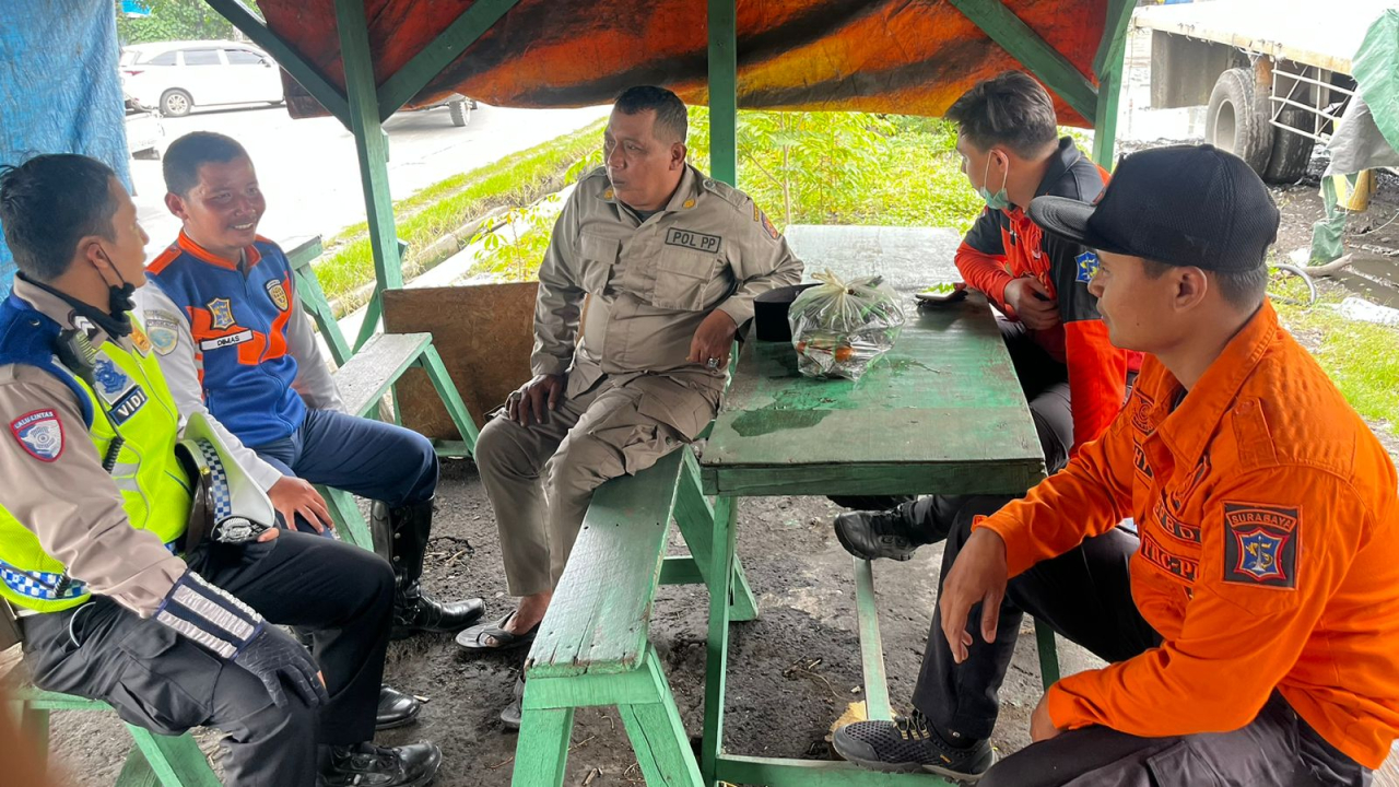 Satlantas Polres Pelabuhan Tanjung Perak Gelar Sosialisasi Tatap Muka Tertib Berlalu Lintas