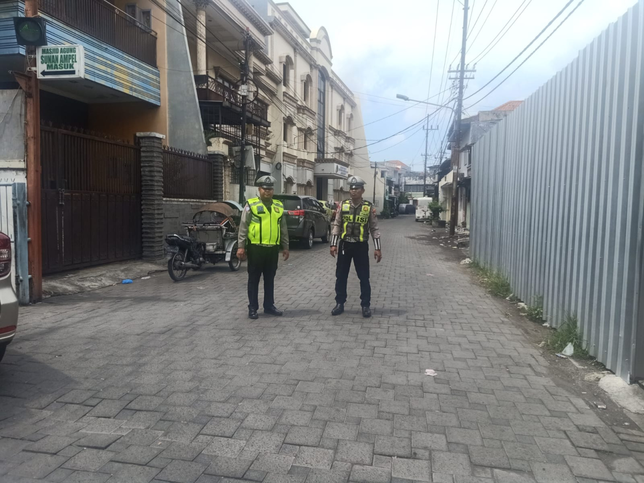 Patroli Harkamtibmas Polsek Semampir di Jalan Petukangan Ampel Antisipasi 3C dan Jukir Liar