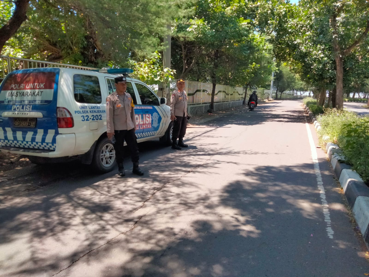 Patroli dan Pemantauan Polsek Kenjeran di Pantai Batu-Batu Antisipasi 3C, Situasi Aman Terkendali