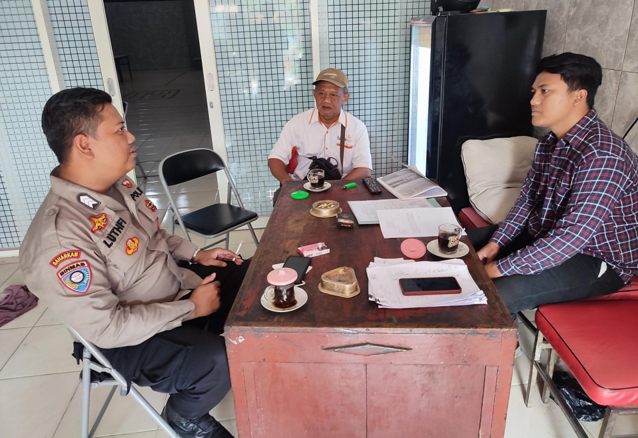 Bhabinkamtibmas Dupak Ajak Warga Perkuat Kerukunan dan Jaga Kondusivitas Lingkungan