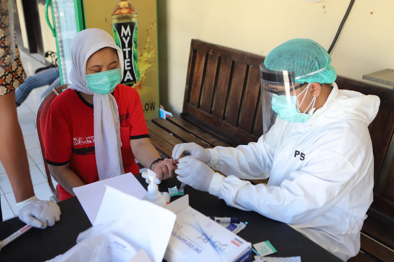 Urkes Polres Tanjung Perak Lakukan Cek Kesehatan & Rapid Tes Untuk Tahanan