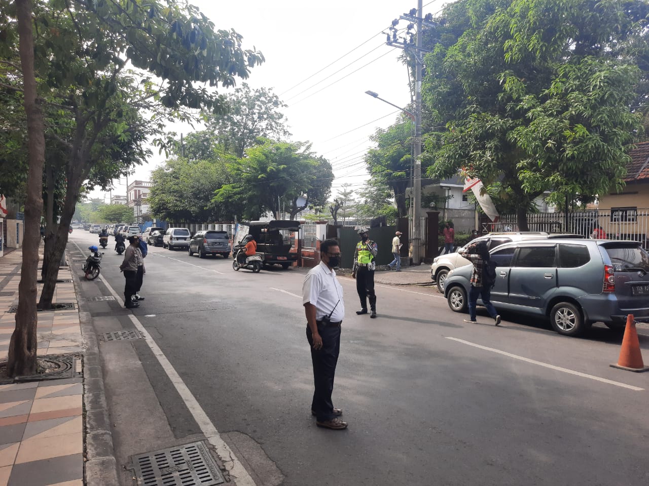 Polsek Pabean Cantikan & Personil Gabungan Gelar Operasi Masker, Jaring 9 Pelanggar di Jalan Stasiun Kota