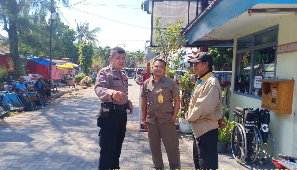 Babinkamtibmas Sidotopo Sampaikan Pesan Kamtibmas Ke Petugas Sekuriti Rumah Sakit