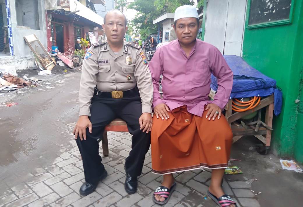 Panit Binmas Polsek Semampir Sampaikan Pesan Anti Radikalisme Ke Tomas