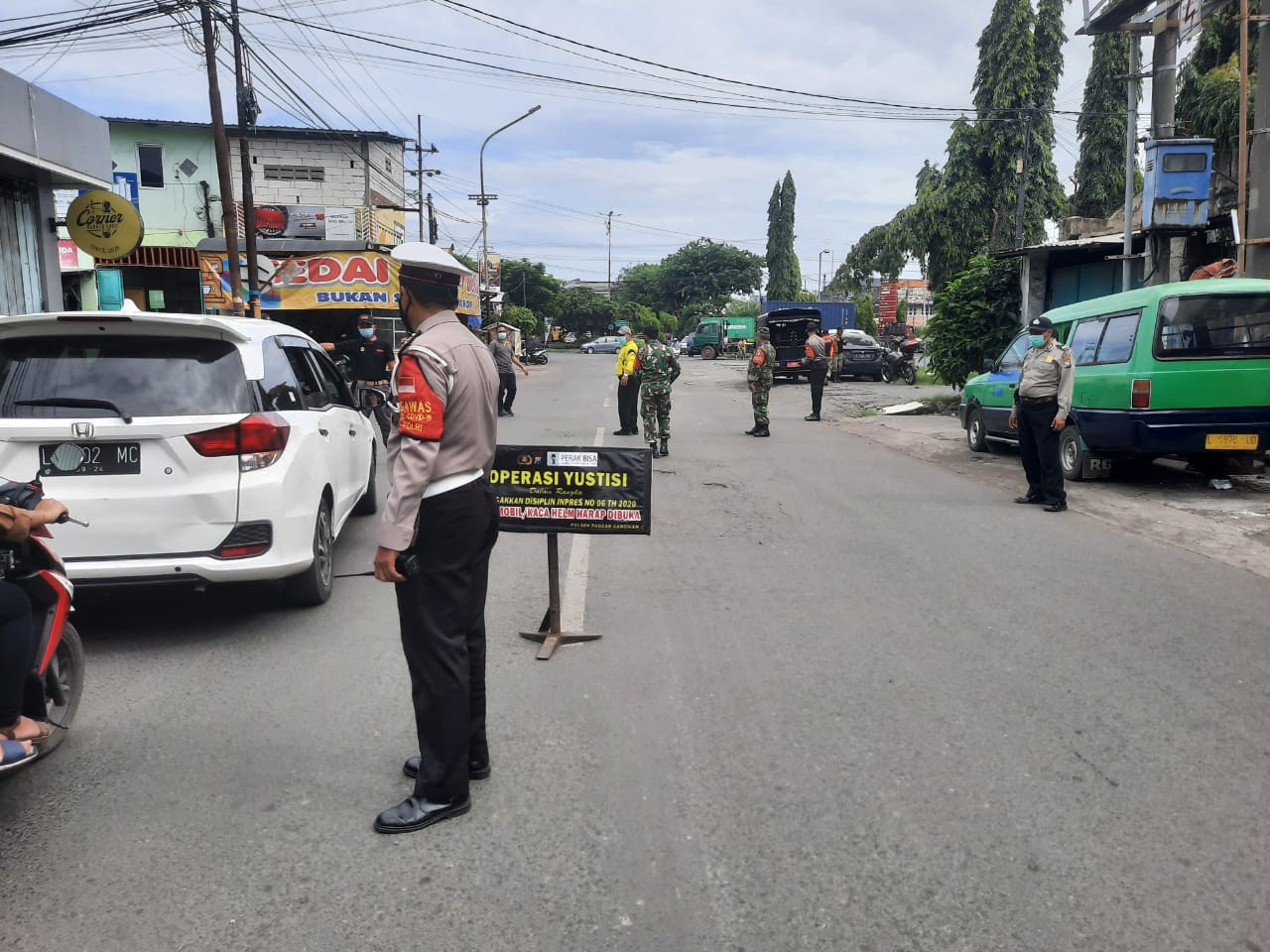 Polsek Pabean Cantikan Lakukan Operasi Penertiban Masker Sebagai Wujus Pelaksanaan PPKM