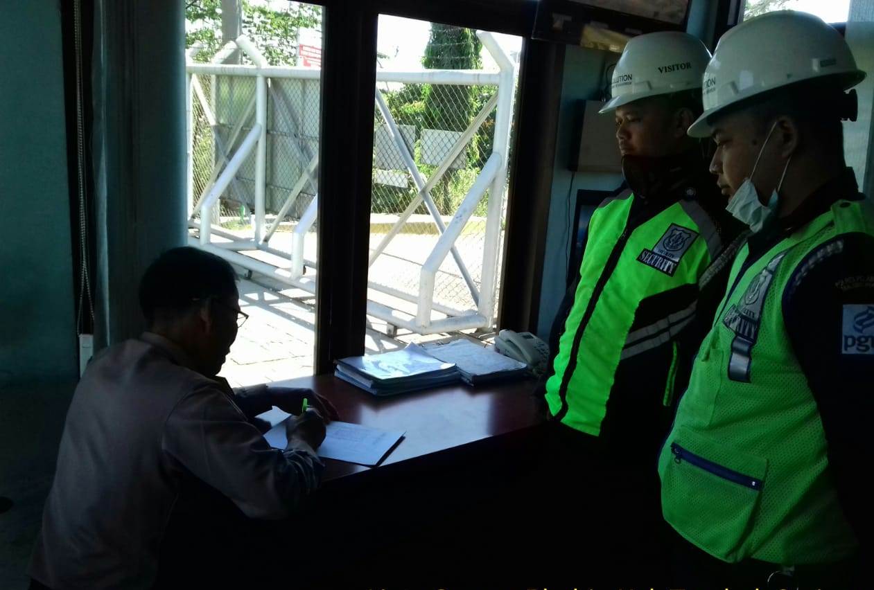Babinkamtibmas Tambak Sarioso Himbau Satpam Tingkatkan Kewaspadaan Hadapi Maraknya 3C