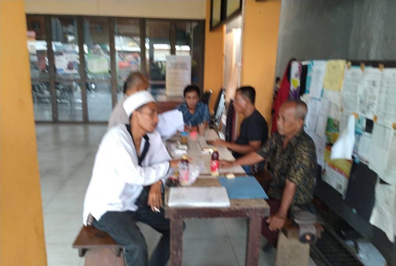 Babinkamtibmas Wonokusumo Sampaikan Pesan Aktifkan Siskamling, Untuk Cegah Aksi 3C di Malam Hari