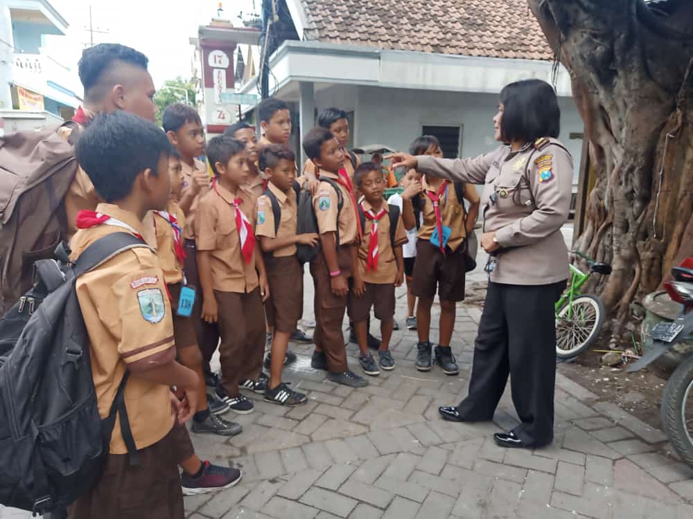 Marak Pelajar Ngelem, Polsek Krembangan Rajin Sampaikan Penyuluhan Ke Sekolah