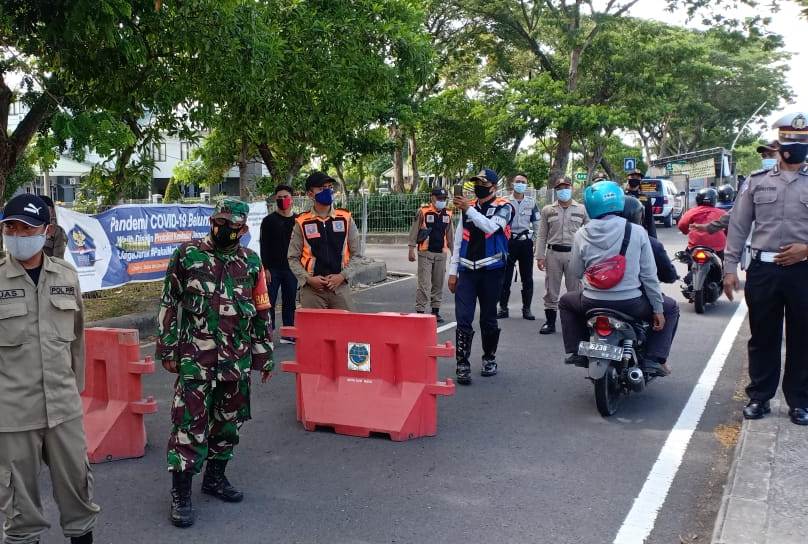 Polsek Kenjeran Gelar Operasi Penertiban Masker, Tekan Penyebaran Covid-19